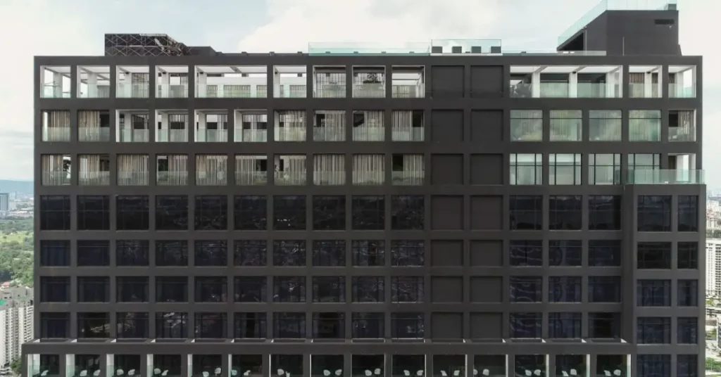 Neri&Hu Design and Research Office 17 Alila-High-Rise-Glass-Tower