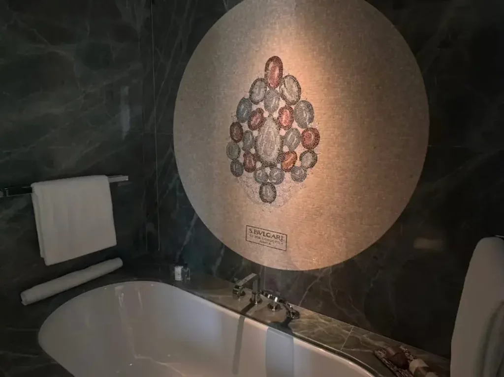Bvlgari Hotels 2026 25 Bvlgari-Hotel-Rome-Bathroom